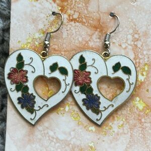 Cloisonne pierced earrings French wire Dangle White hearts with color floral